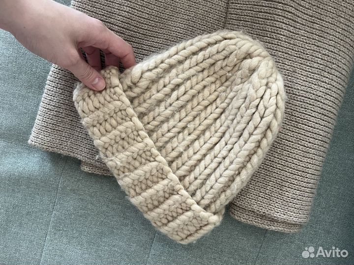 Шарфы и шапки женские пакетом