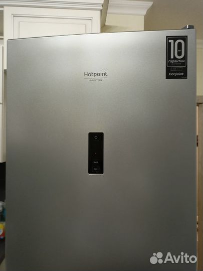 Продаю холодильник