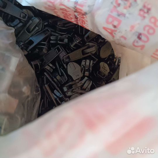 Бегунки для молнии