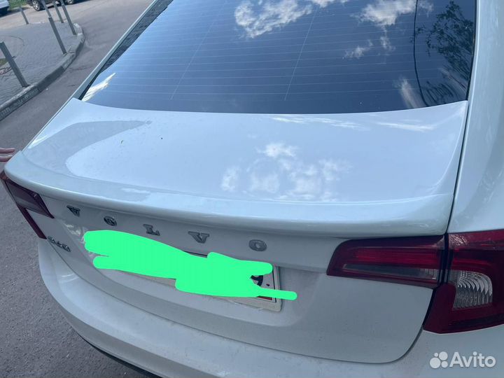 Спойлер на volvo s60