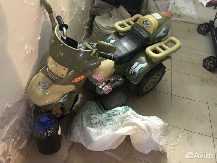 Детский электромобиль