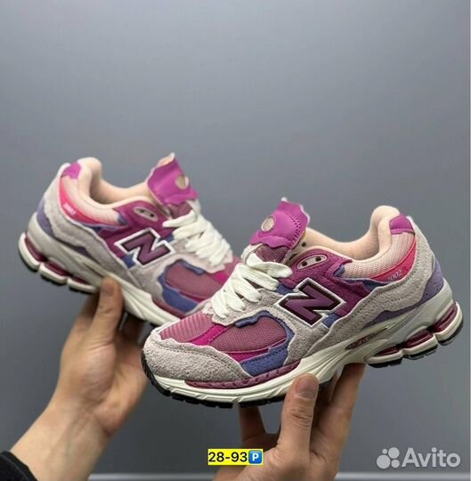 Кроссовки New Balance 2002R (Арт.31692)