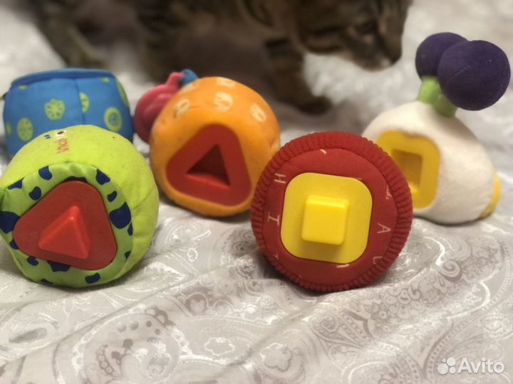 Развивающие игрушки для малышей