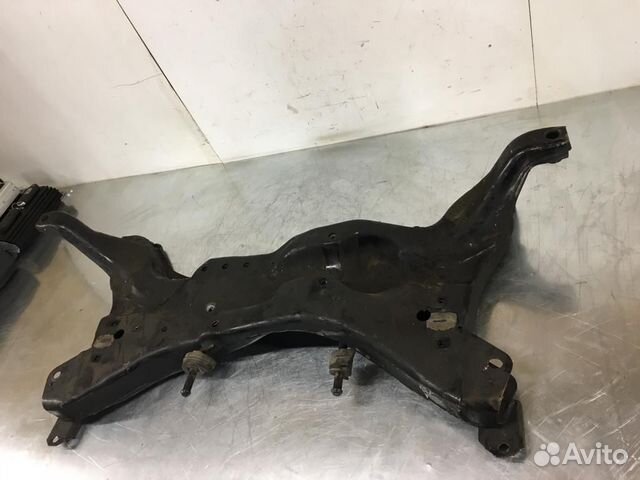 Подрамник Mitsubishi Lancer 9