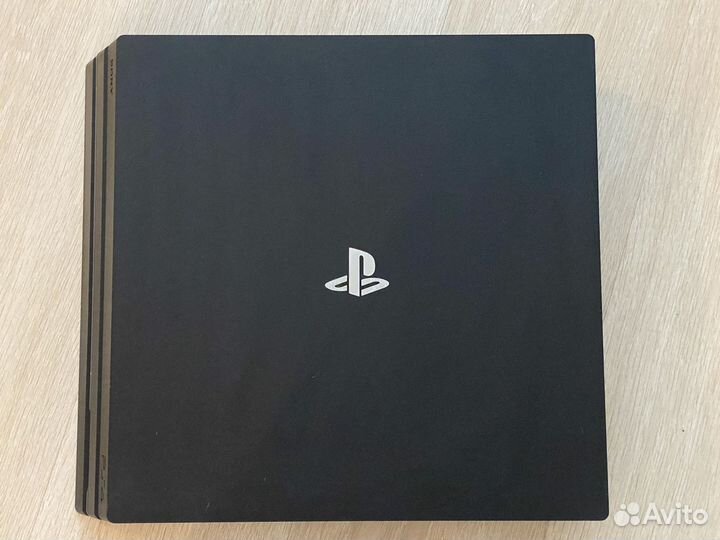 Sony playstation 4 pro 7208b 1 tb