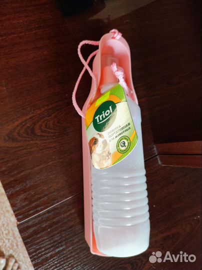 Бутылка для воды для животных