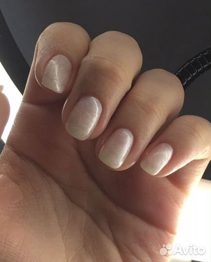 Комбинированный маникюр, укрепление, покрытие