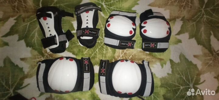 Роликовые коньки + комплект защиты (новые)