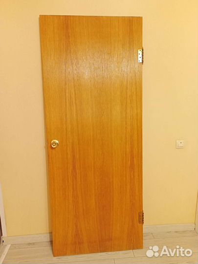 Дверь межкомнатная из массива