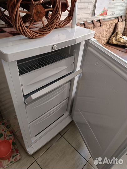 Морозилка inbesit sfr100