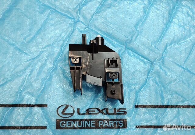 Крепление левого фонаря Lexus Gx 460 Оригинал NEW