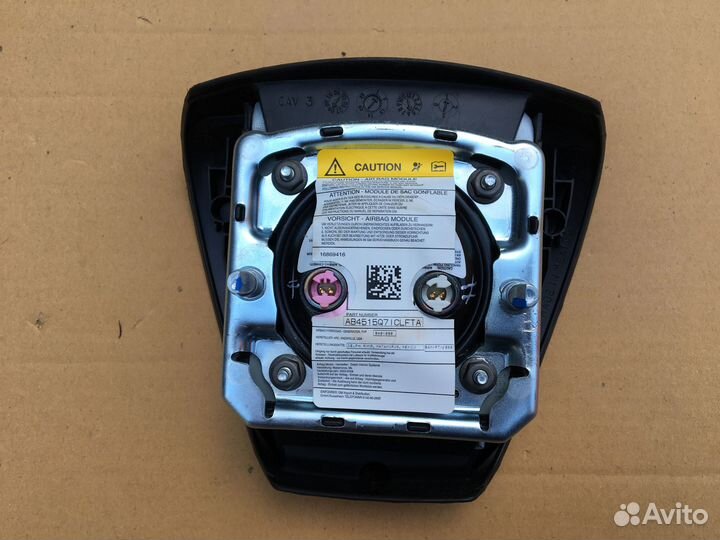 Подушка безопасности в руль Cadillac Escalade