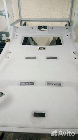 Обшивка потолка Subaru Tribeca 7мест