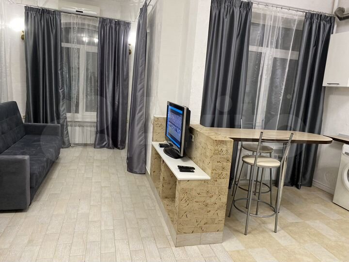 Квартира-студия, 54 м², 1/5 эт.