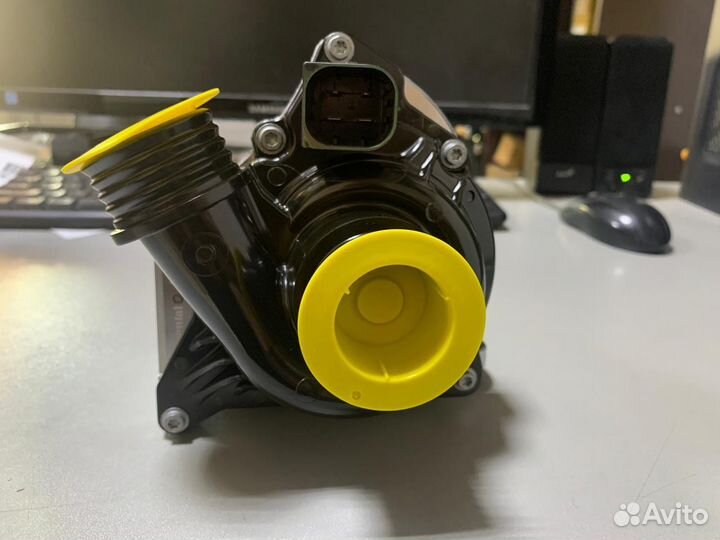 Помпа (водяной насос) на BMW N54/N55 (11517632426)