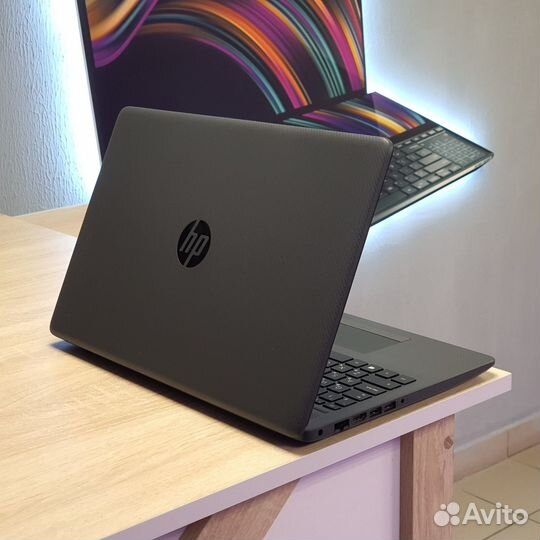 Ноутбук HP Athlon Silver/SSD M.2 128gb/8gb/Full HD