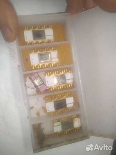 Микросхемы 1107пв1, к1107пв3а в золоте Au Ag
