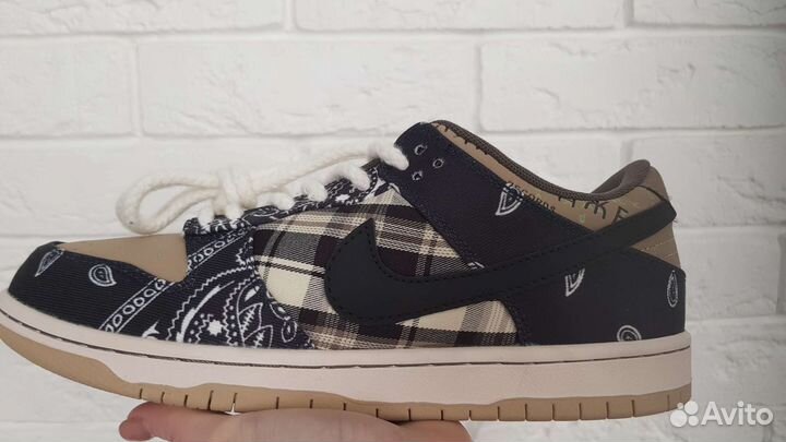 Кроссовки nike sb dunk low x travis scott