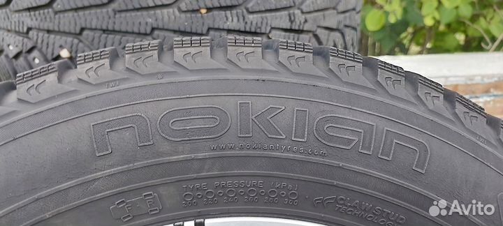 Комплект зимних шин Хаккапелита 5 на литье R15