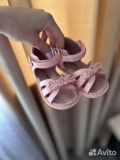 Босоножки для девочки