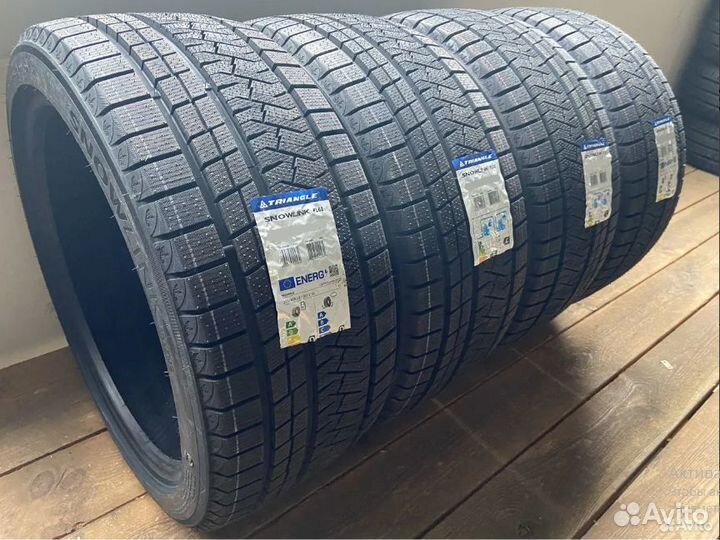 Triangle PL02 275/45 R20 110W