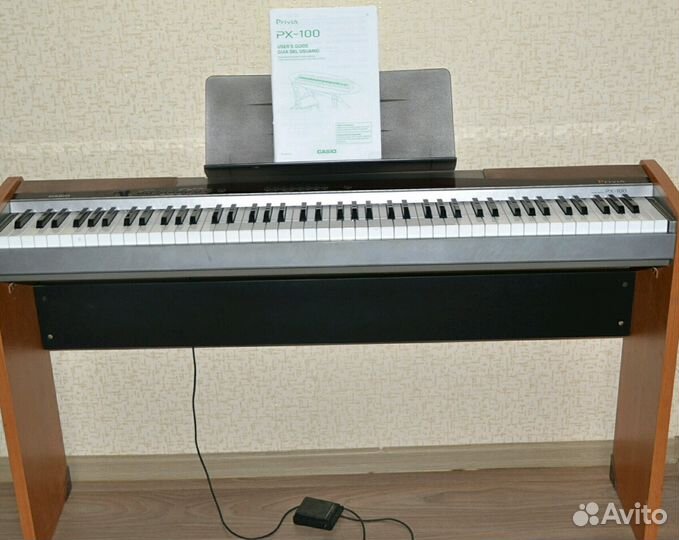 Пианино Casio Privia PX-100