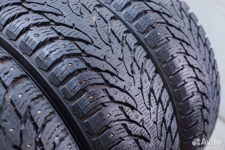 Nokian Tyres Hakkapeliitta 9 SUV 265/60 R18 114T