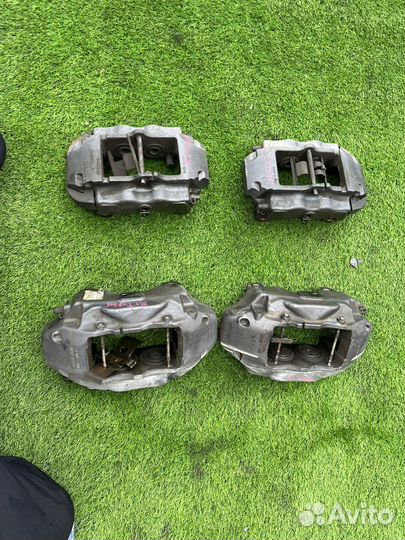 Суппорт задний правый Volkswagen touareg 02-10