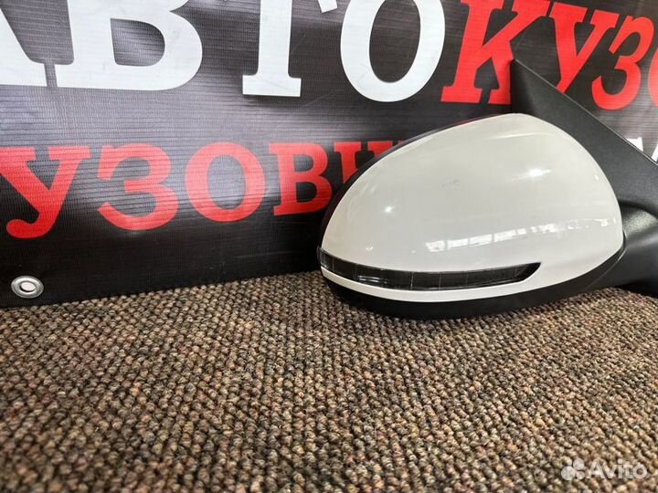 Зеркало боковое правое Kia Rio 2010-2017