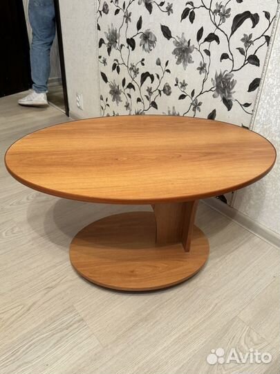 Журнальный столик