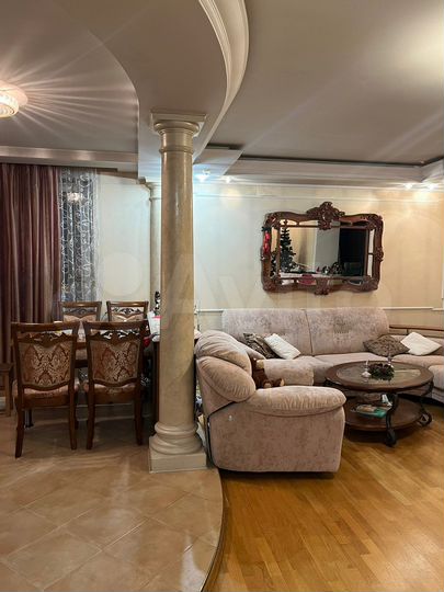 3-к. квартира, 103 м², 5/6 эт.