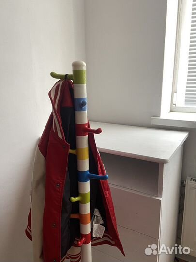 Вешалка напольная IKEA (для верхней одежды)