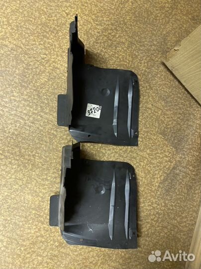 Подкрылки на mercedes w203, С класс