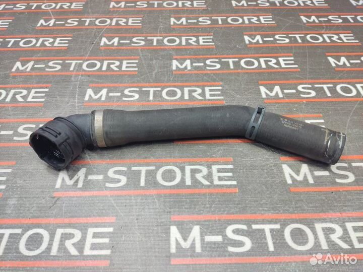 Патрубок радиатора нижний Volkswagen Touareg 7L