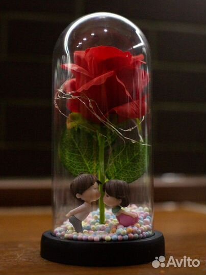 Роза в колбе с подсветкой