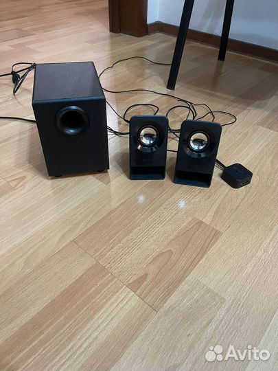 Колонки с сабвуфером 2.1 Logitech Z213