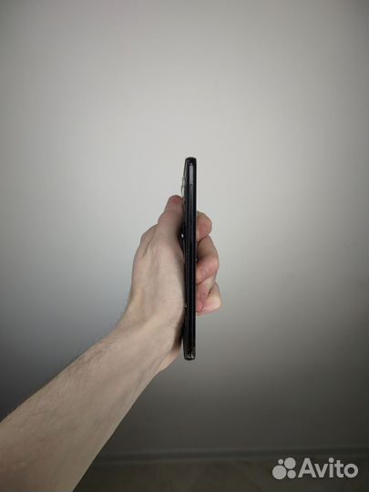 Samsung Galaxy S9, 4/64 ГБ