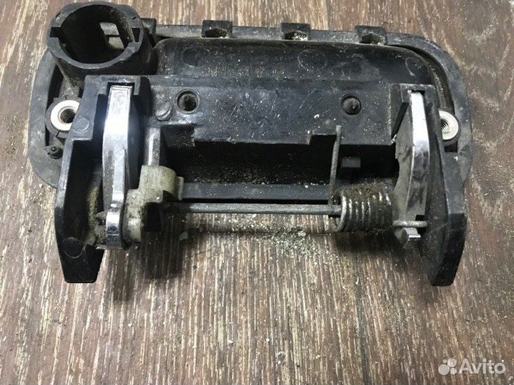 Ручка двери внешняя передняя правая Toyota Land