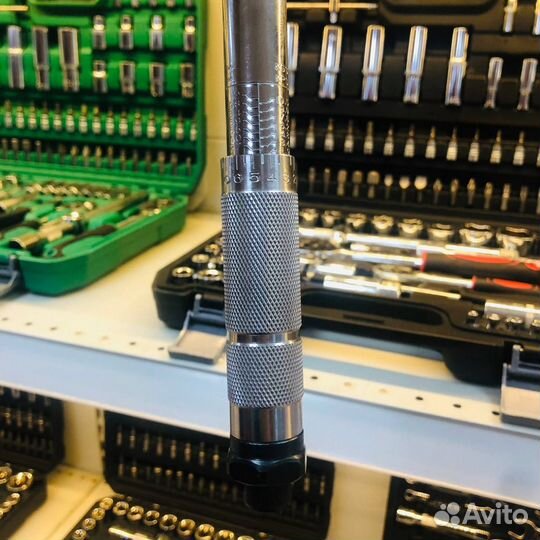 Ключ динамометрический 3/8