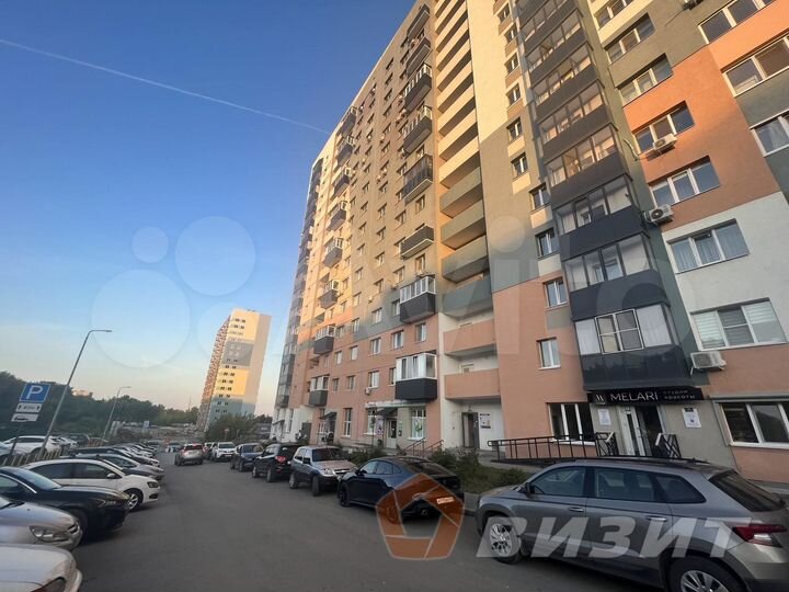 Продажа торгового помещения с 2 входами