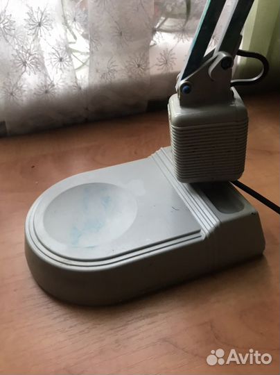 Лампа настольная