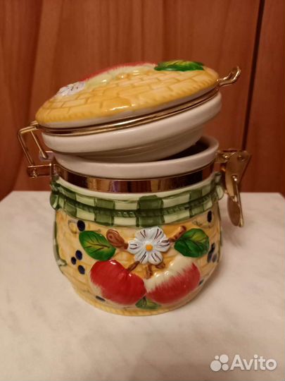 Банка декоративная