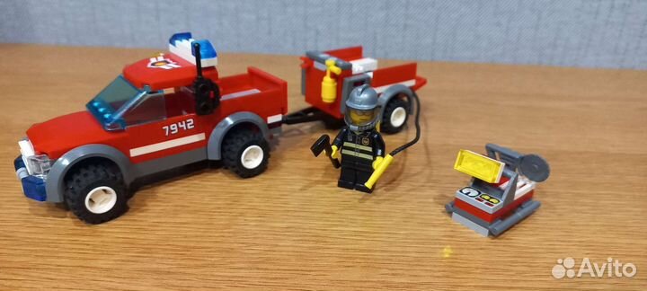 Lego Пожарный внедорожник, полный комплект