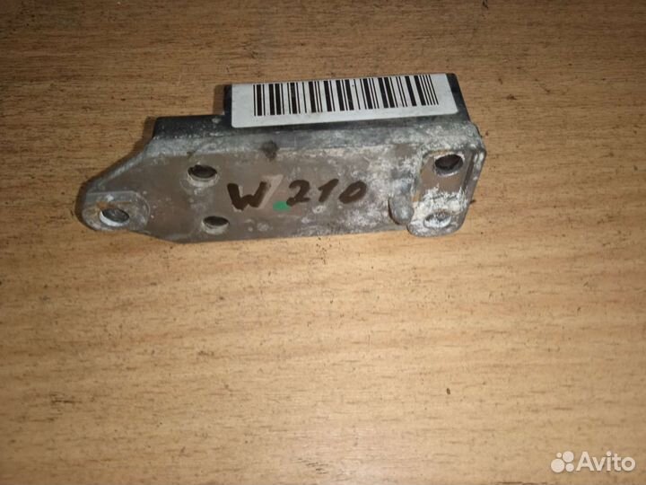 Датчик airbag Mercedes w210 e klass мерседес 210