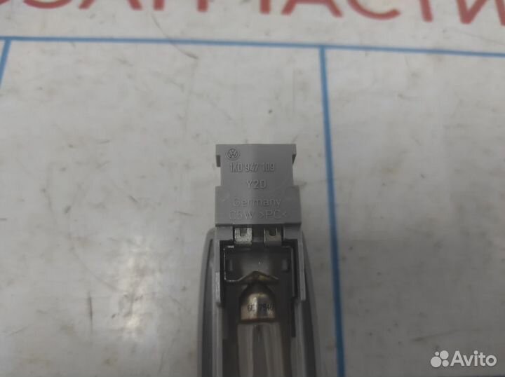 Плафон салонный Volkswagen Tiguan (NF) 1K0947109Y20