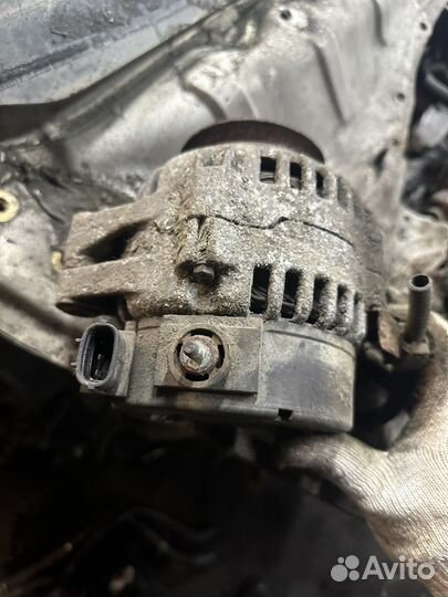 Генератор Toyota Avensis T22 2c-te 2.0 дизель