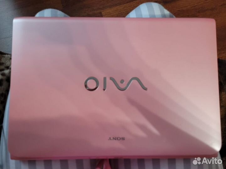 Нетбук sony vaio (sve111b11v)