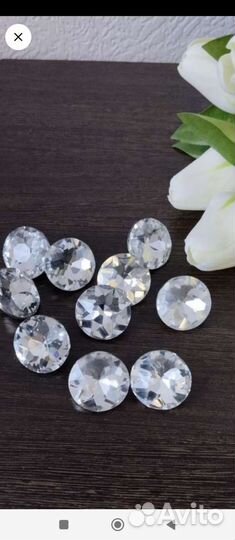 Мебельные пуговицы