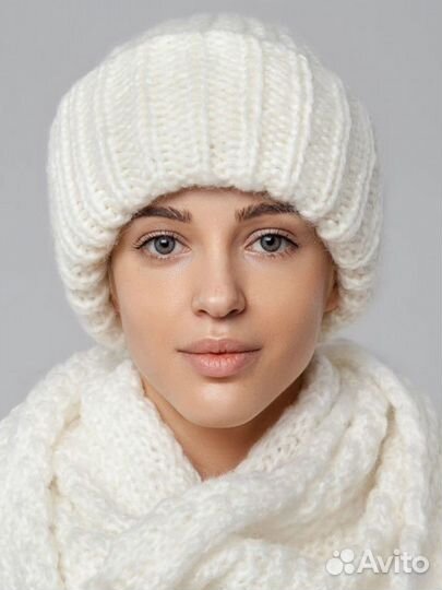 Шапка вязанная женская