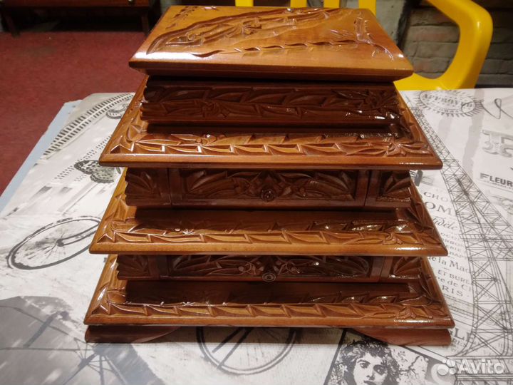 Шкатулки Ларец